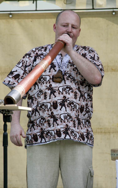 Luc Heitz, didgeridoo
